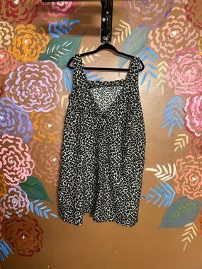 SHEIN Black and White Leopard Print Maxi Dress